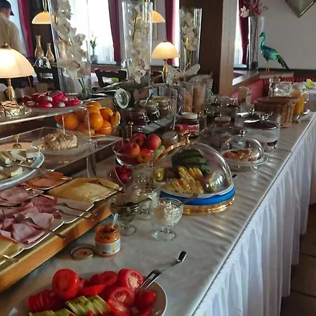 Wuerttemberger Hof Garni Hotel