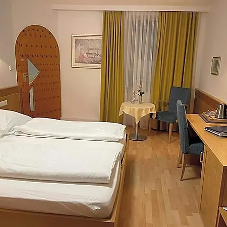 Wuerttemberger Hof Garni Hotell