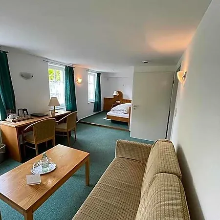 فندق Wuerttemberger Hof Garni 3*